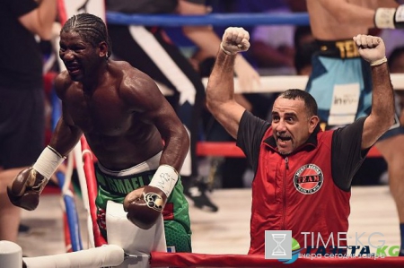 Как Энжикам «потерпел победу» над Муратой: фото из Токио Как Энжикам «потерпел победу» над Муратой: фото из Токио