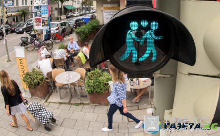 Ко дню Gay Pride в Турине появился толерантный светофор