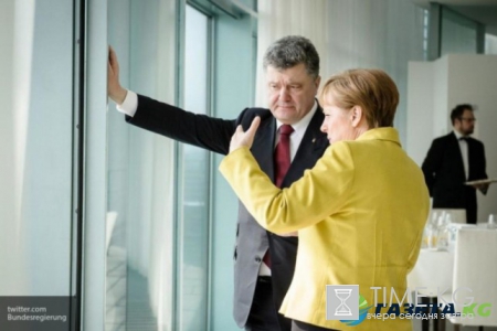 Меркель рассказала Порошенко о переговорах с Путиным 2 мая