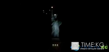 Над Статуей Свободы в США заметили НЛО