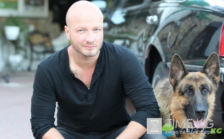 Никита Панфилов не заставляет любимую работать