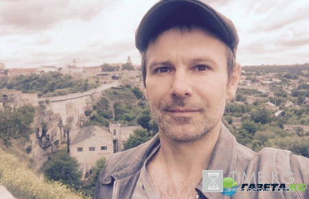 Ну вы и зажгли: у Святослава Вакарчука на концерте сгорели джинсы (фото)