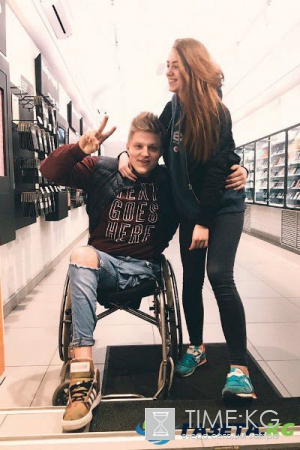 Парень, лишившийся ноги, начал новую жизнь и стал популярным блогером