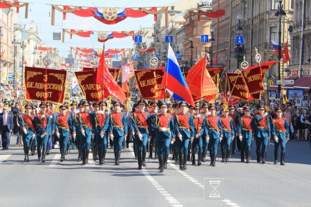Петербург празднует День Победы