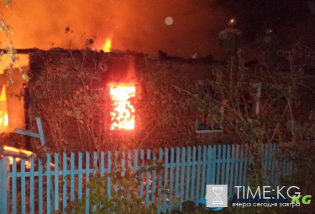 Под Вологдой после тушения пожара в жилище нашли 3 сгоревших трупа