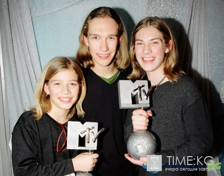 Популярная в 90-х группа Hanson выпустила новый клип I Was Born в честь 25-летия коллектива