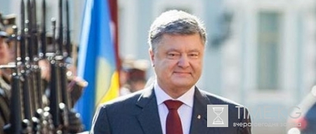 Порошенко убежал от толпы под крики «Позор!»