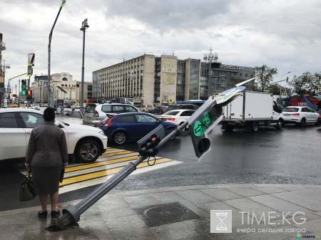 Ураган в Москве: 16 человек погибли, более 150 пострадали