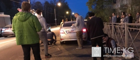 В ДТП на пересечении улиц Беринга и Нахимова на Васильевском острове пострадали четыре человека