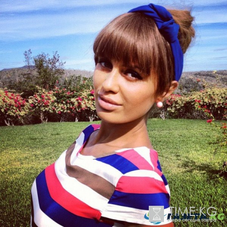 Жёлтое платье и свадебный подарок: Топ последних громких новостей о звездах