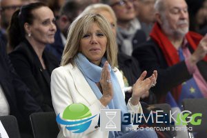 Учительница первая моя: о новой первой леди Франции ФОТО, Учительница первая моя: о новой первой леди Франции ФОТО,