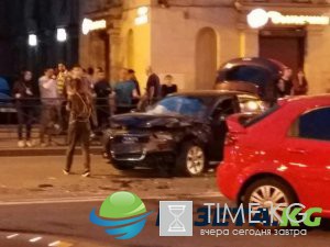 В ДТП на Московском проспекте пострадали два человека В ДТП на Московском проспекте пострадали два человека