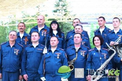 В Луганске «с музыкой» отметили 15-летие оркестра МВД ЛНР (ФОТО) В Луганске «с музыкой» отметили 15-летие оркестра МВД ЛНР (ФОТО)