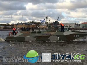 В Петербурге спустили на воду новейший военный катер В Петербурге спустили на воду новейший военный катер