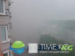 В Подмосковье полыхает склад на площади 800 кв. метров