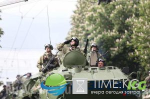 В столице Крыма впервые прошел военный парад ФОТО, В столице Крыма впервые прошел военный парад ФОТО,