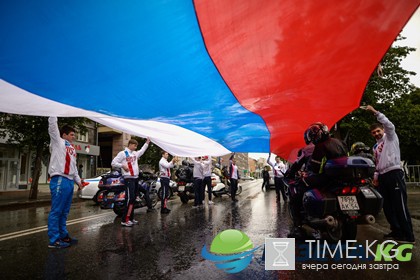 День России начали отмечать на Дальнем Востоке флешмобами и соревнованиями