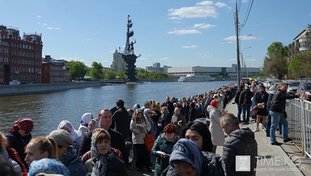 какая очередь к мощам Николая Чудотворца в Москве сейчас, 10 июня 2017: длина очереди, где можно влиться, полезная информация для паломников