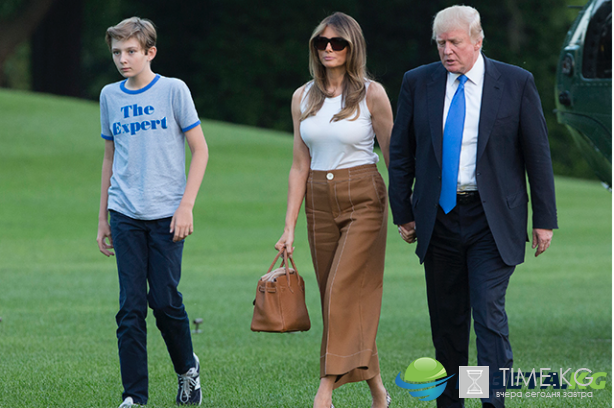 Начало новой жизни: Мелания Трамп с сыном Бэрроном переехала в Белый дом