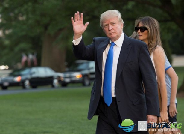 Начало новой жизни: Мелания Трамп с сыном Бэрроном переехала в Белый дом Начало новой жизни: Мелания Трамп с сыном Бэрроном переехала в Белый дом