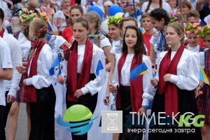 "Праздник со слезами на глазах" - как жители Донбасса празднуют День Европы в Покровске вместе с призерами украинского "Евровидения" - кадры