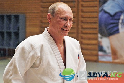 Путин напомнил о владении дзюдо в ответ на вопрос о душе с геем