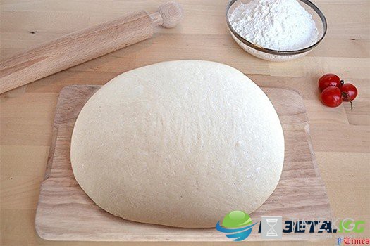 Тесто для пиццы тонкое и вкусное, как в пиццерии: из чего и как приготовить, рецепты? Тесто для пиццы тонкое и вкусное, как в пиццерии: из чего и как приготовить, рецепты?