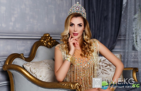 Анна Гомонова получила сразу две короны конкурса «Mrs Earth-2017» (фото)