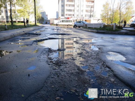 Девочка получила страшные ожоги, упав в лужу у московской поликлиники