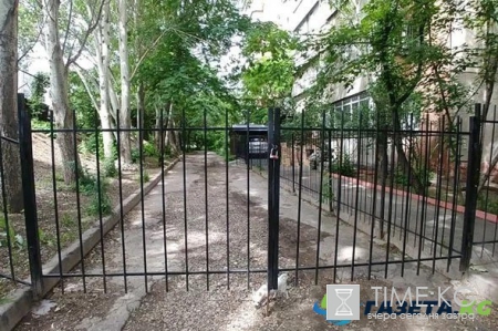 Эксперт: Из-за заборов треть алматинцев может пострадать при землетрясении
