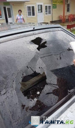 Град размером с теннисный мяч на Алтае испортил урожай