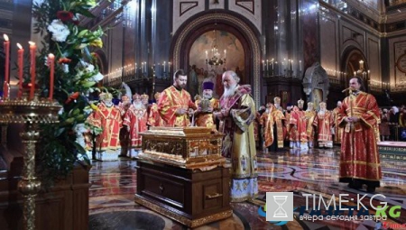 Как попасть к мощам Николая Чудотворца в Москве 2017: Веряне выстаивают в очереди около 4 часов