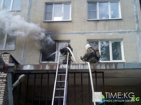 На проспекте Культуры тушили однокомнатную квартиру