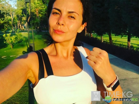 Настя Каменских продолжает тренироваться на отдыхе