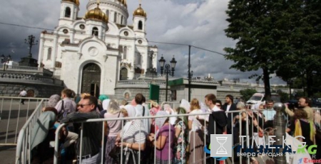 Очередь к мощам Николая Чудотворца в Москве онлайн: как попасть в храм, до какого числа в Москве