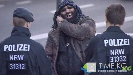 Они снова знали: террорист из Лондона попадался с флагом ИГИЛ