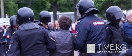 Полиция Петербурга задержала более 300 человек на митинге против коррупции