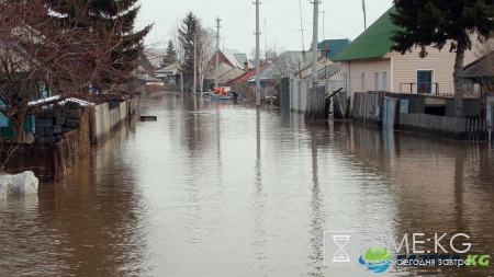 После сильных дождей на Среднем Урале десять мостов ушли под воду