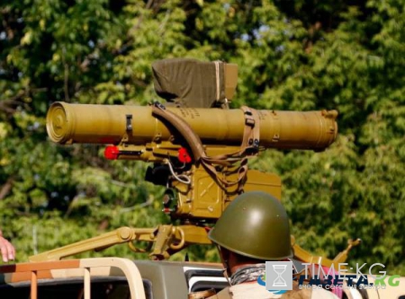 Украинские СМИ сообщили о вводе на Донбасс «неожиданных войск»