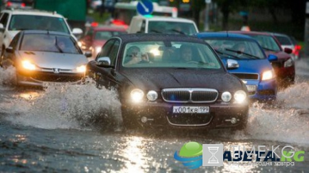 Ураган в Москве сегодня, 30 июня 2017: "ветхозаветный" надвигается на столицу