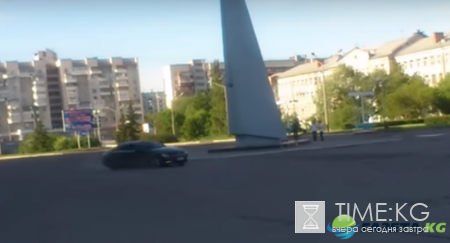 В центре Омска “золотая молодежь” устроила дрифт и стрельбу