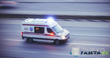 В Петербурге девочка отравилась неизвестной жидкостью на площадке