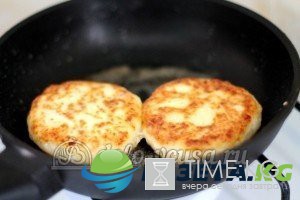 Вкусные сырники, рецепт с творогом, классические, пошаговый, на сковороде Вкусные сырники, рецепт с творогом, классические, пошаговый, на сковороде