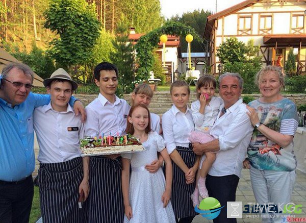 Владимир Шахрин биография: что известно о популярном исполнителе?