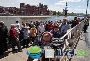 Очередь к мощам Николая Чудотворца в Москве онлайн сегодня 4.07.2017 начинается от станции Фрунзенская (ФОТО)
