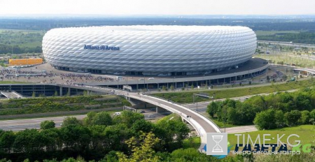Audi Cup: туристы борются за право переночевать рядом с футбольным полем