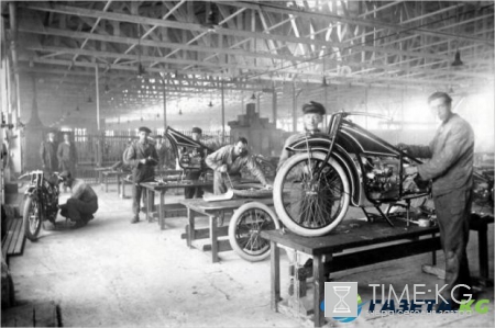 День в истории: 20 июля отмечает 100-летие торговая марка BMW