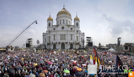Какая очередь у мощам Николая Чудотворца в Москве онлайн сегодня 10 июля 2017: где занимать очередь, длина, сколько стоять, рекомендации для верующих