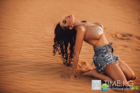 Kira Shine снялась в чувственной фотосессии для мужского глянца