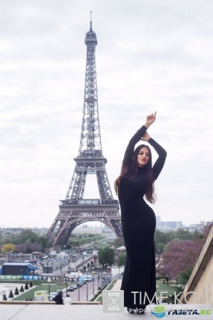 Kira Shine снялась в чувственной фотосессии для мужского глянца